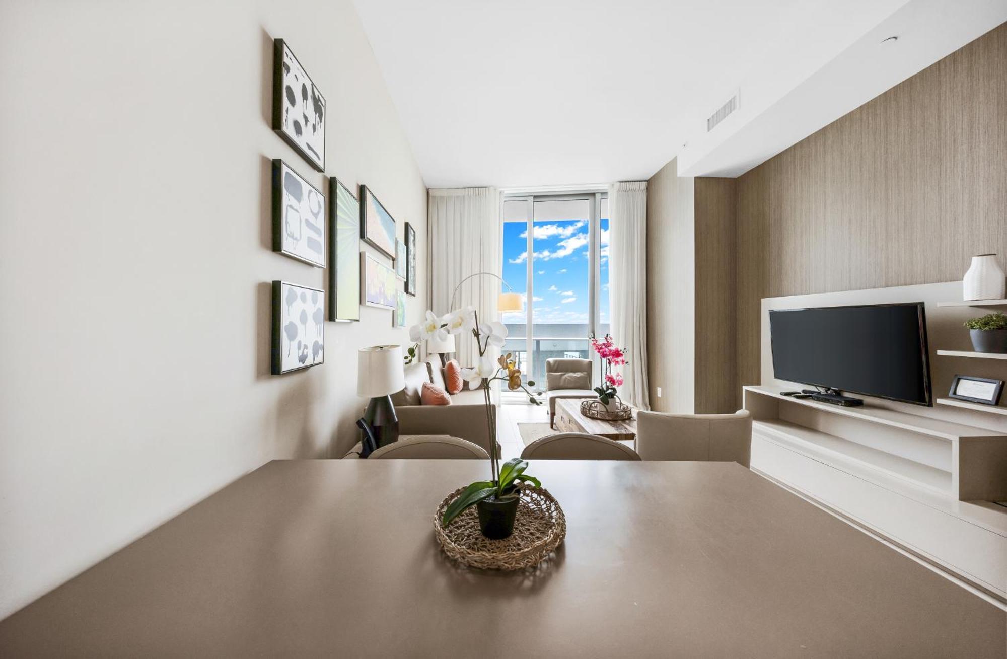 Wake Up To The Sound Of Waves In A Stylish Condo In A Luxury Resort 好莱坞 外观 照片