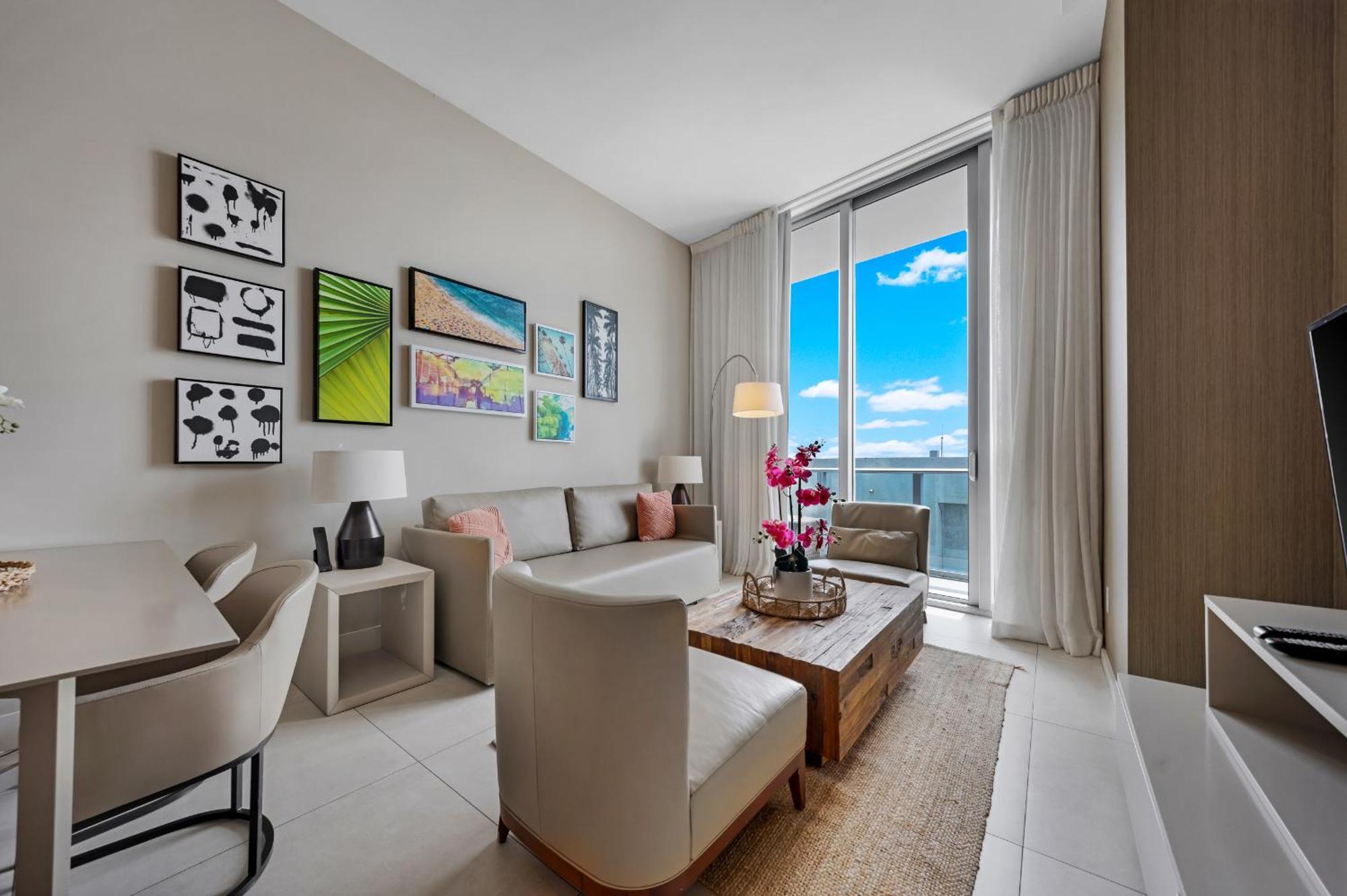 Wake Up To The Sound Of Waves In A Stylish Condo In A Luxury Resort 好莱坞 外观 照片
