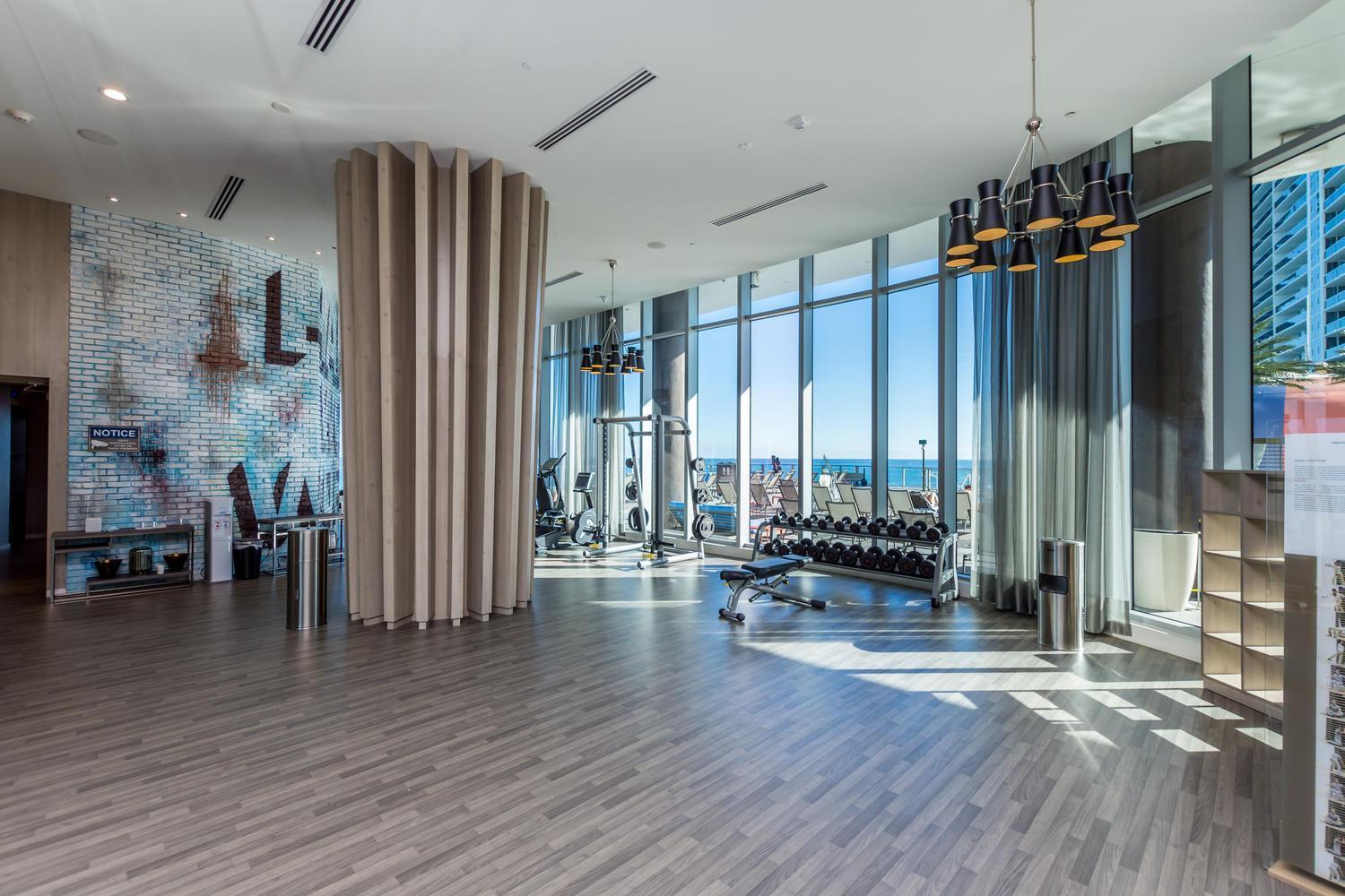 Wake Up To The Sound Of Waves In A Stylish Condo In A Luxury Resort 好莱坞 外观 照片