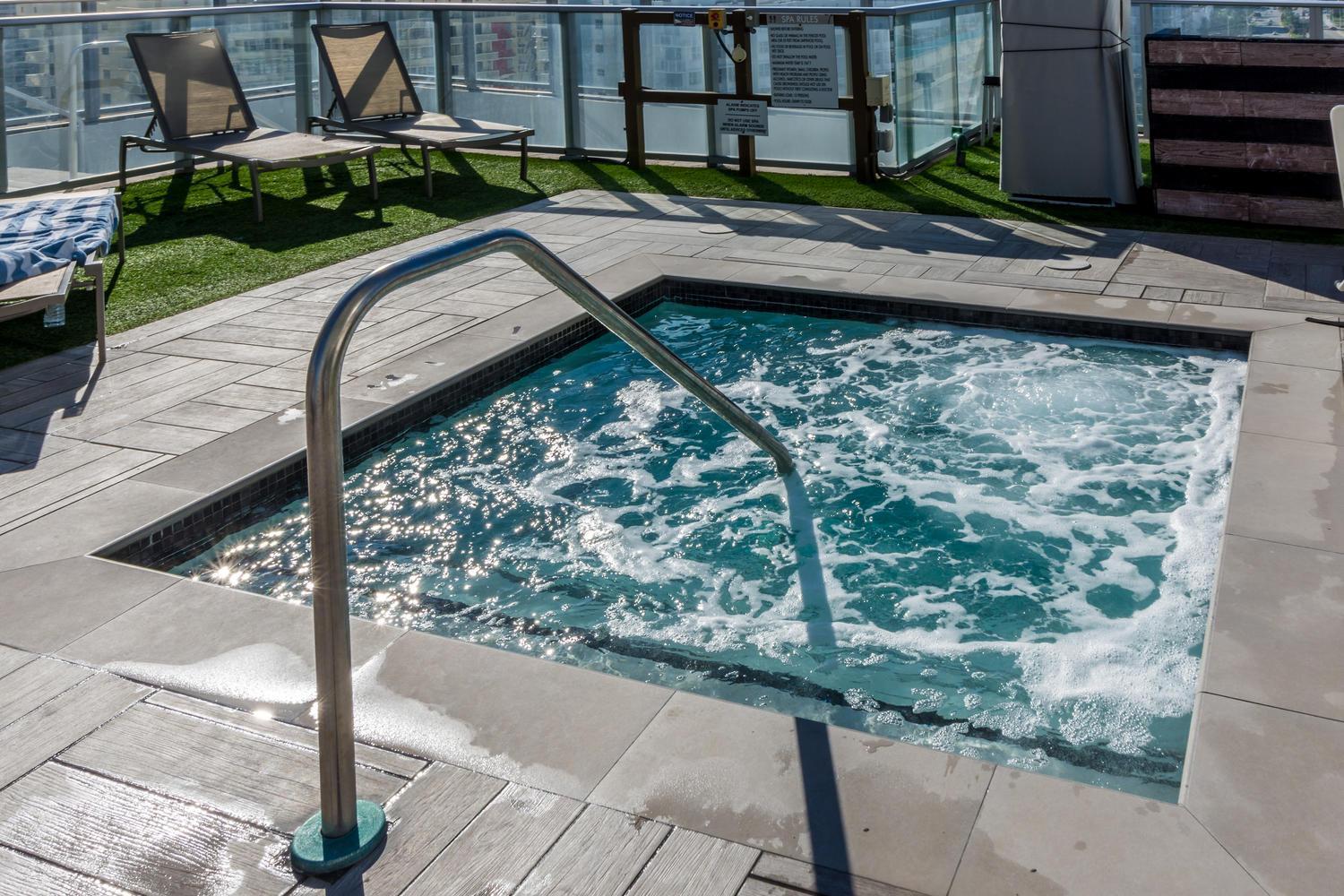 Wake Up To The Sound Of Waves In A Stylish Condo In A Luxury Resort 好莱坞 外观 照片