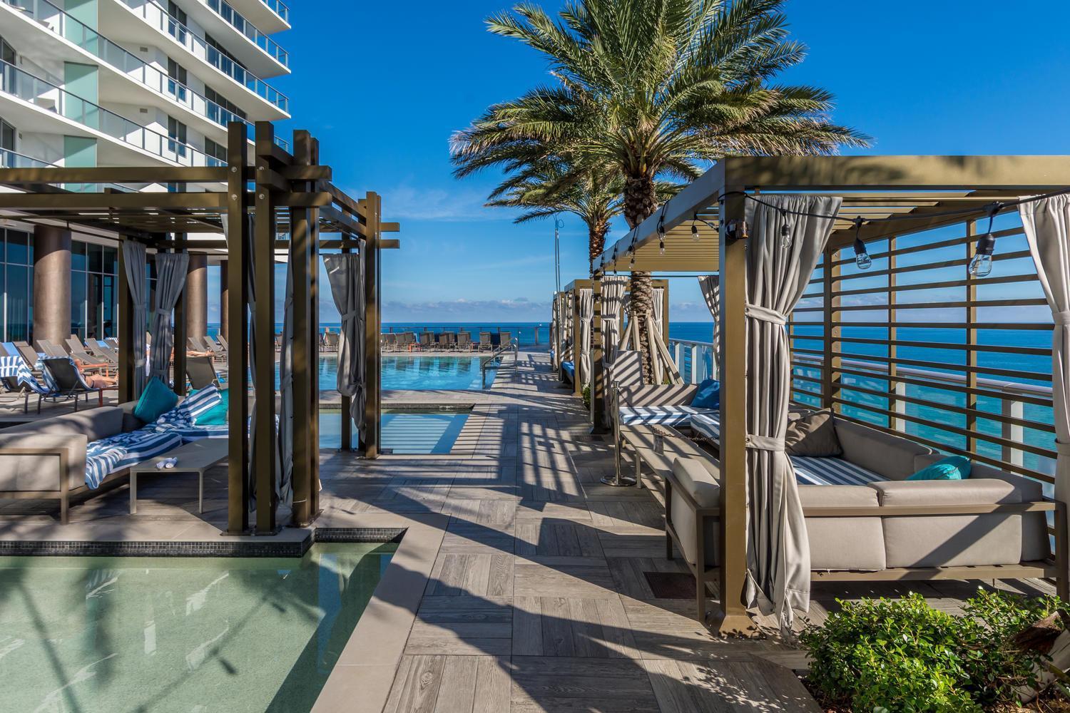 Wake Up To The Sound Of Waves In A Stylish Condo In A Luxury Resort 好莱坞 外观 照片