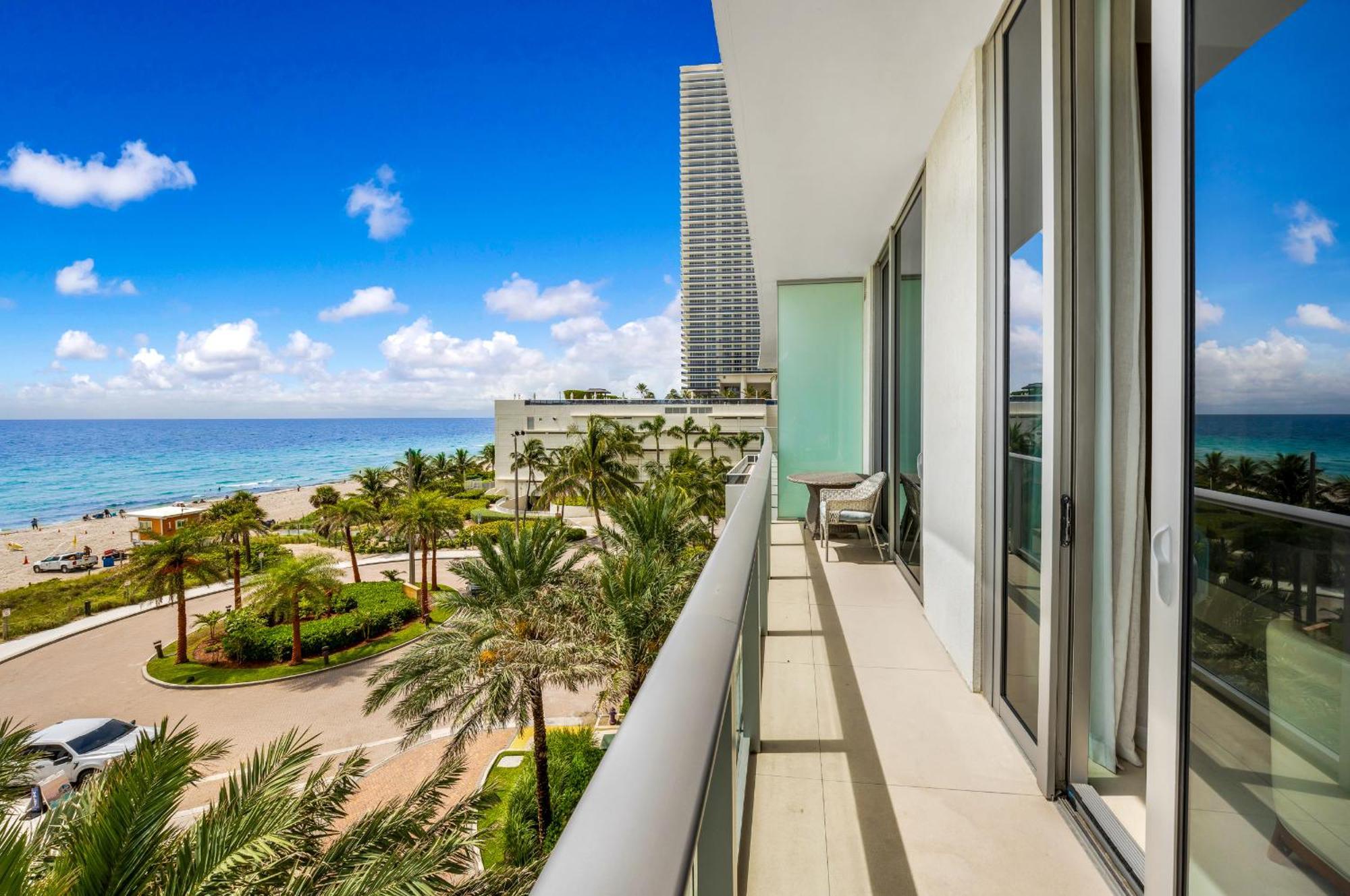 Wake Up To The Sound Of Waves In A Stylish Condo In A Luxury Resort 好莱坞 外观 照片